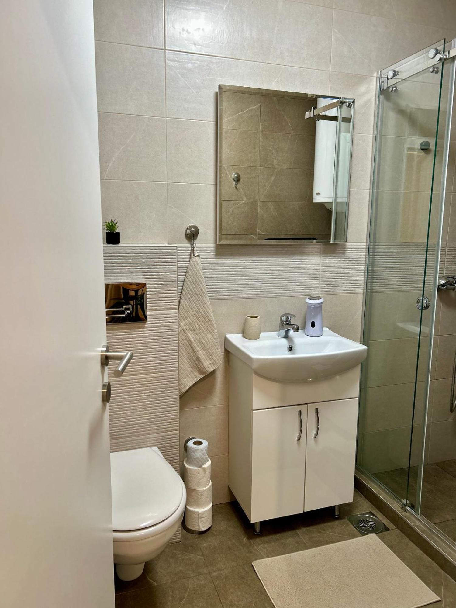 Silversea Apartman Šabac エクステリア 写真